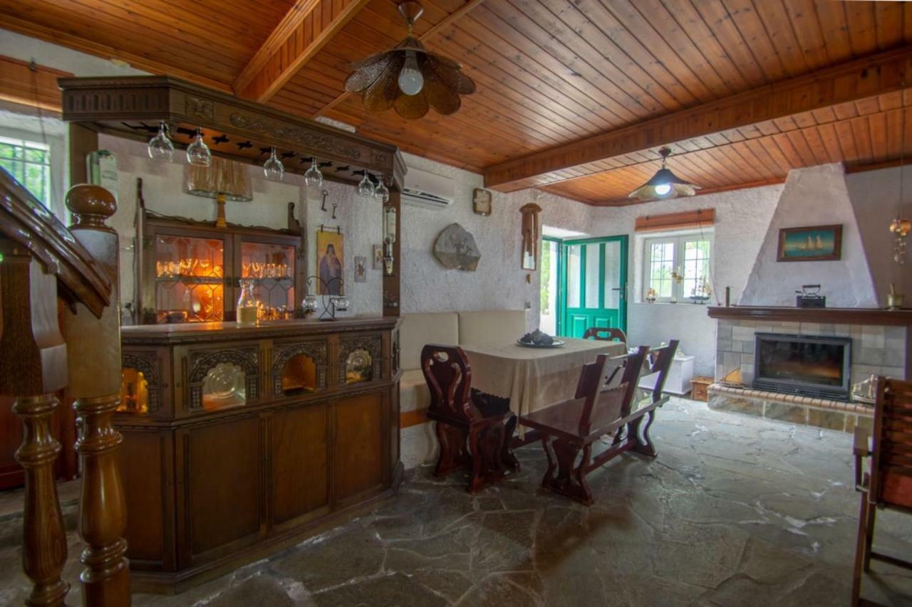 Traditional Village House Méson Yerakaríon Esterno foto